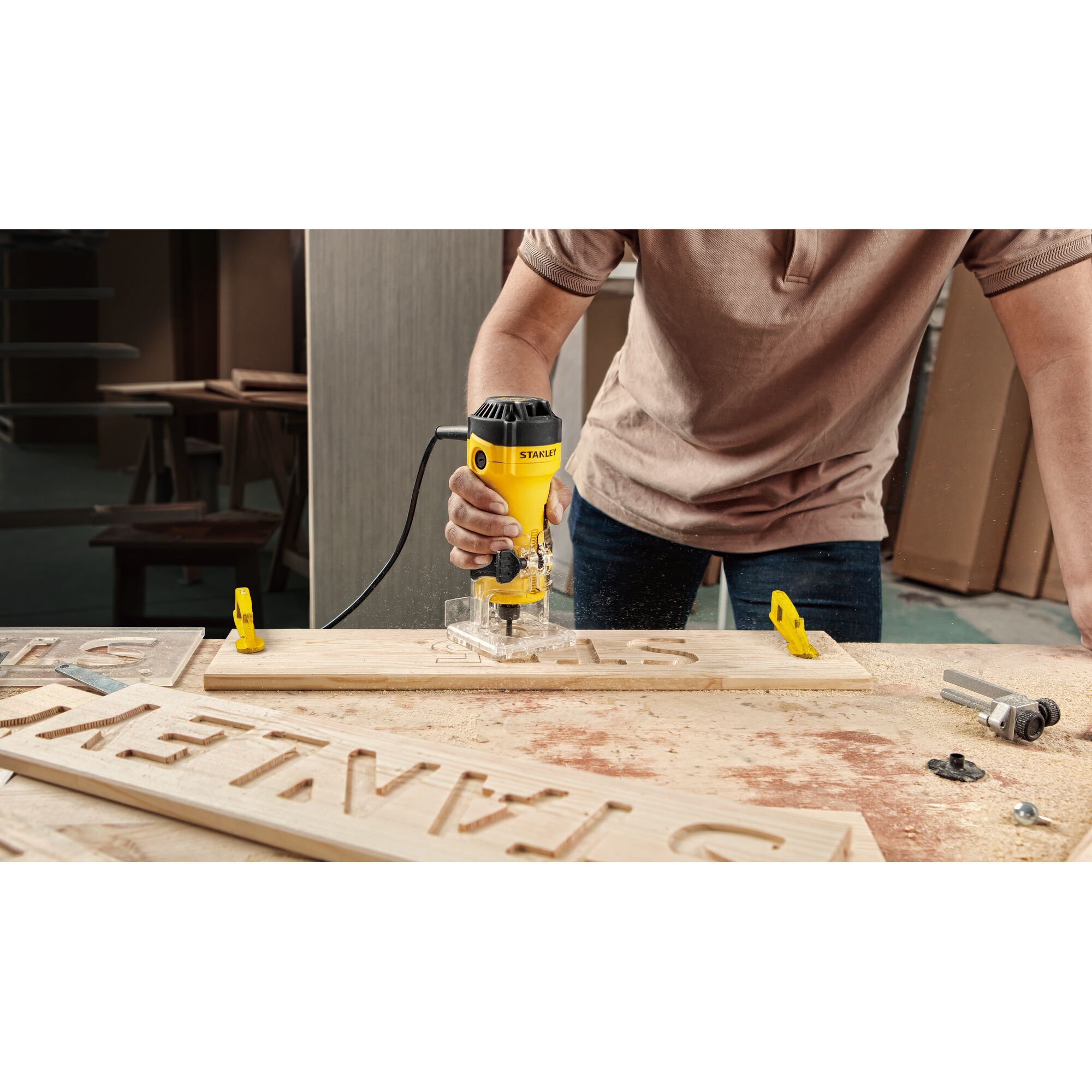 Palm Router 550W
