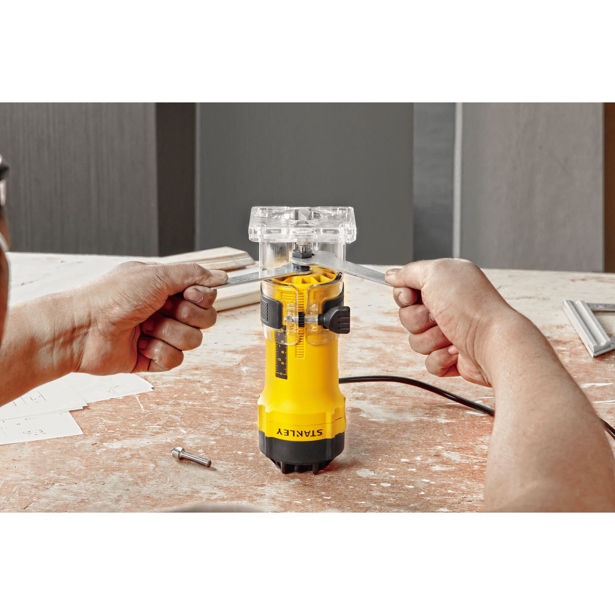 Palm Router 550W